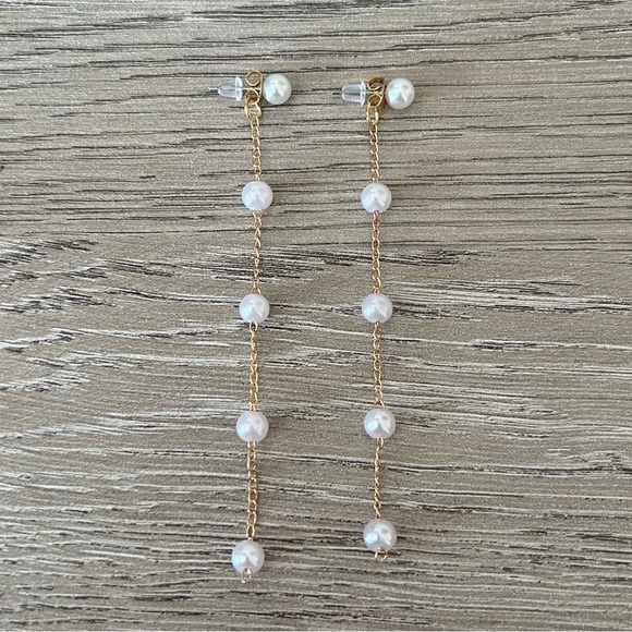 NEW | faux pearl dangle earrings - Picture 3 of 6